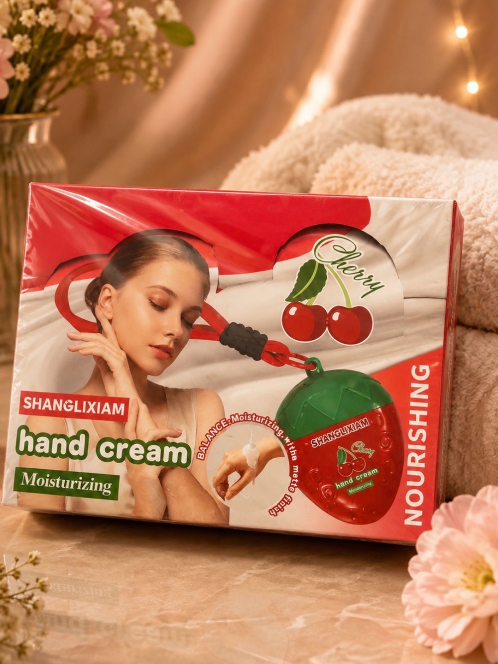 Cherry Hand Cream - Moisturizing Nourishing (Red, Green) - Picture 2 of 2